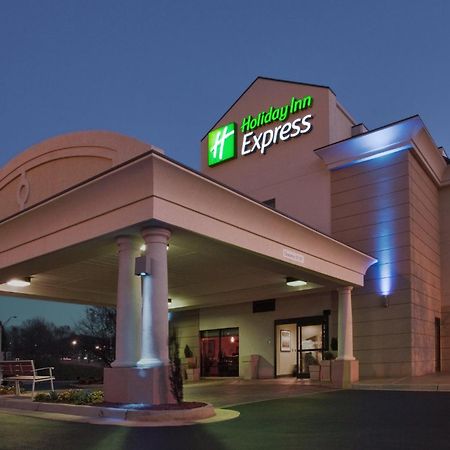 Holiday Inn Express Lynchburg By Ihg Екстер'єр фото