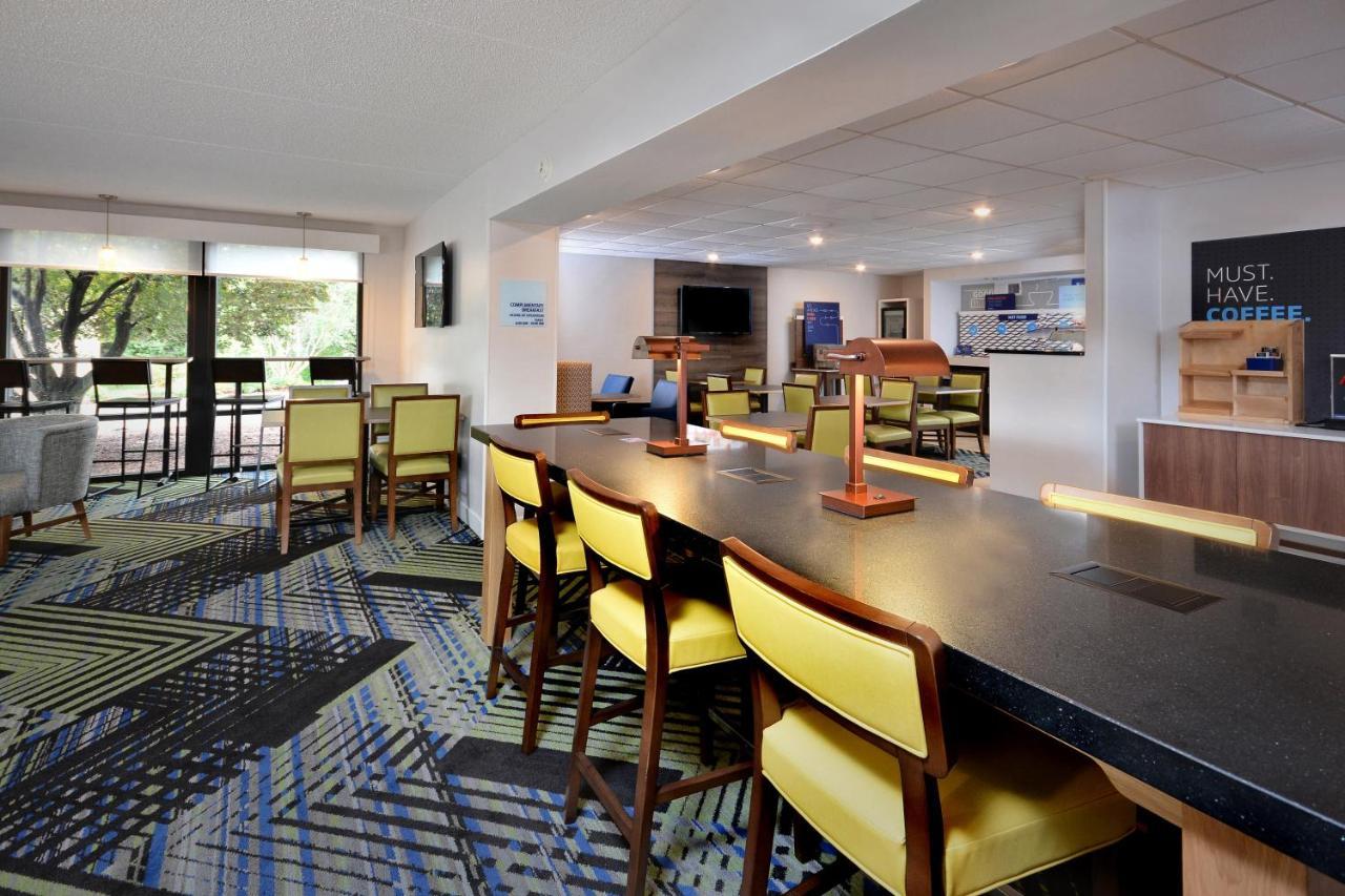 Holiday Inn Express Lynchburg By Ihg Екстер'єр фото